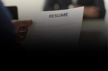 cropped-10-Resume-Tips-That-Will-Get-Your-Foot-in-the-Door-at-Tech-Companies___.jpg